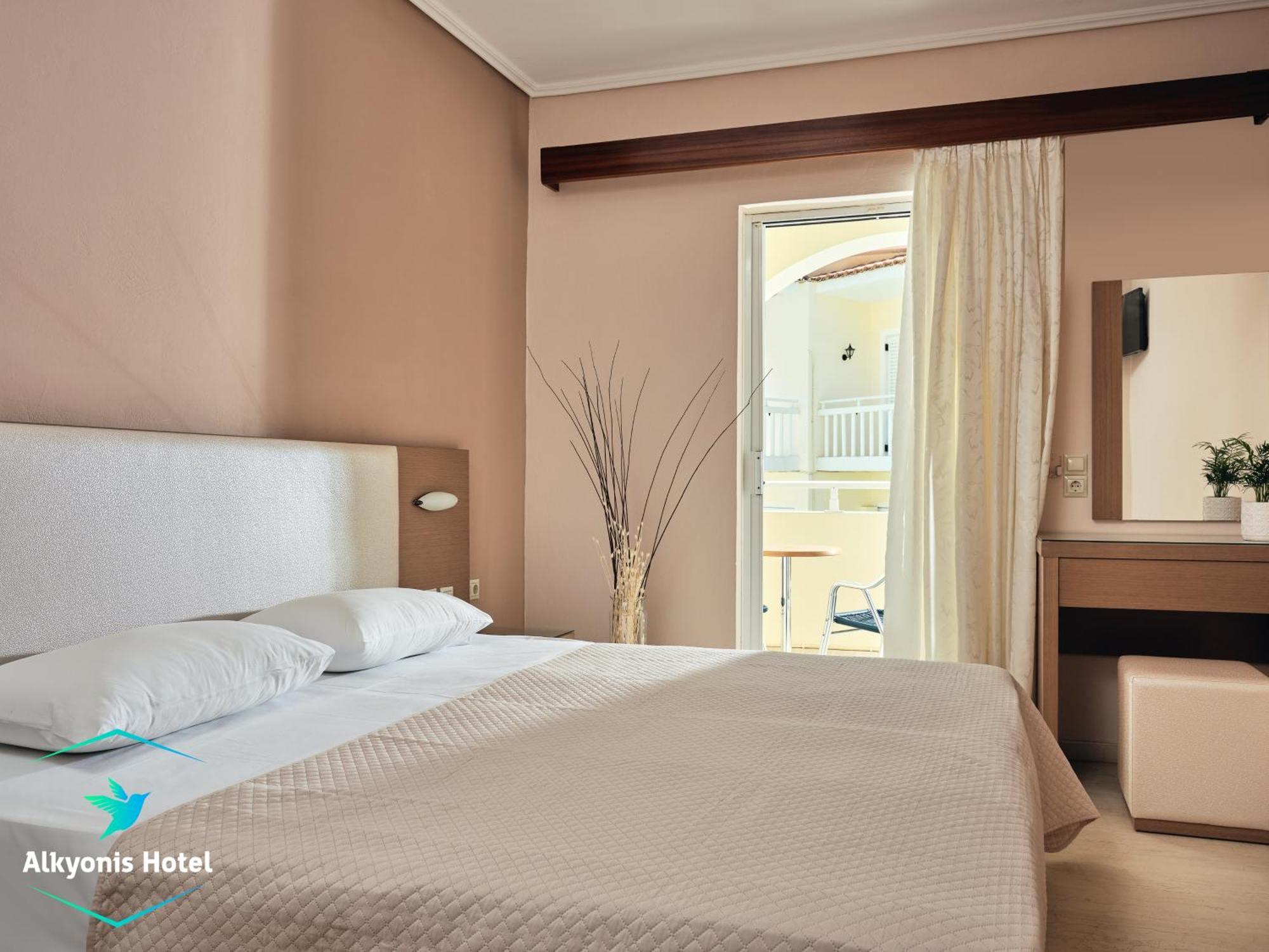 Alkyonis Hotel Laganas Bagian luar foto