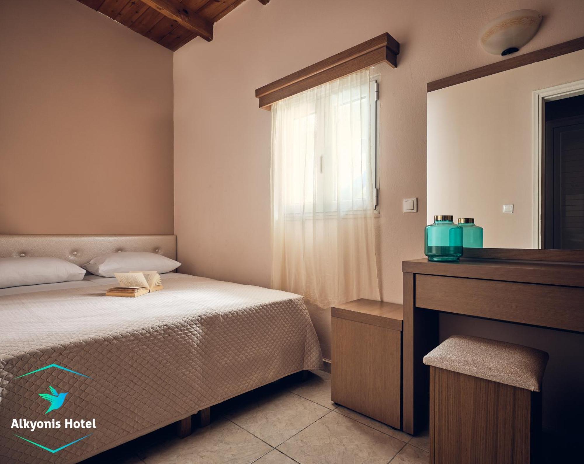 Alkyonis Hotel Laganas Bagian luar foto